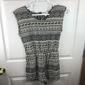 Staring at Stars Elephant Romper Black Ivory Small